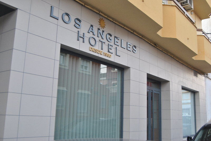 Hotel Los Angeles アルメンドラレホ エクステリア 写真